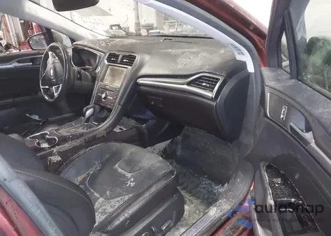 2016 Ford Fusion Energi Titanium from USA, damaged, VIN 3FA6P0SU7GR190207